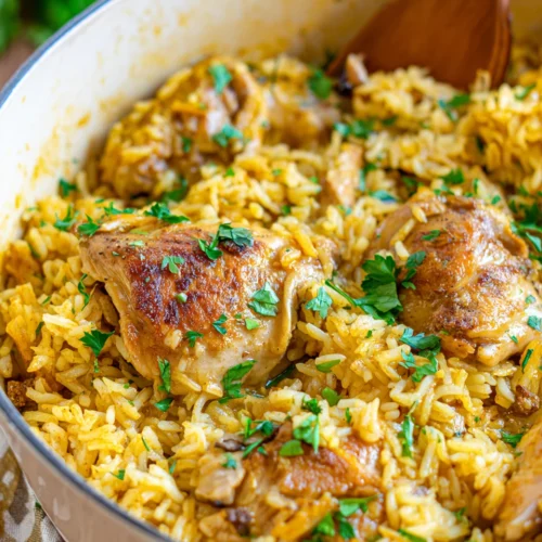 Chicken and Rice: A Delightfully Easy Weeknight Dinner 1 Delicious chicken and rice, perfect for busy weeknights.