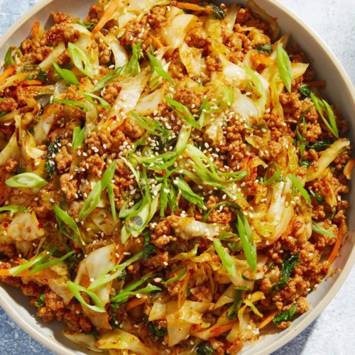 Delicious Egg Roll Bowl Recipe for Quick Weeknight Dinners 1 Savory egg roll bowl packed with flavor.