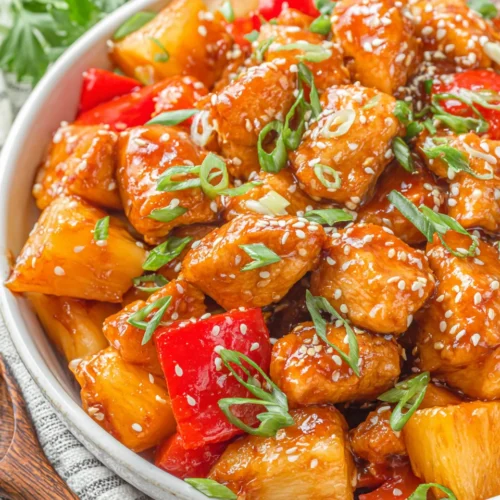 Delicious Hawaiian Chicken Recipe for Quick Dinners 1 Delicious Hawaiian chicken with pineapple and bell peppers.