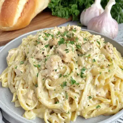 One Pot Garlic Parmesan Chicken Pasta: A Family Favorite 1 One pot garlic parmesan chicken pasta dish for quick family meals