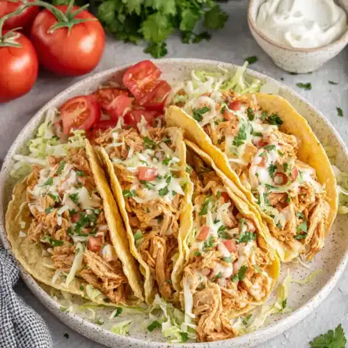 Queso Chicken Tacos: A Savory Weeknight Delight 1 Delicious queso chicken tacos for a quick dinner.