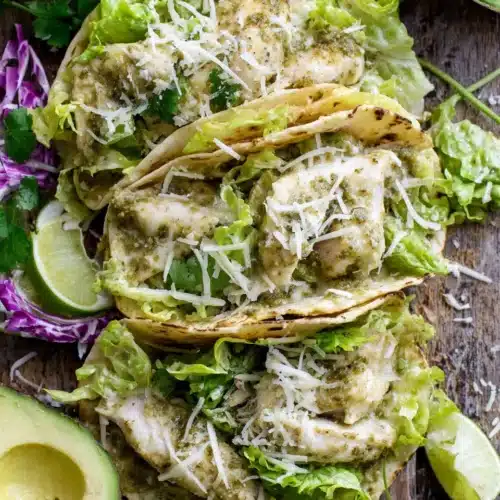 Delicious Salsa Verde Recipe for Tacos 1 Delicious salsa verde chicken tacos for a family meal