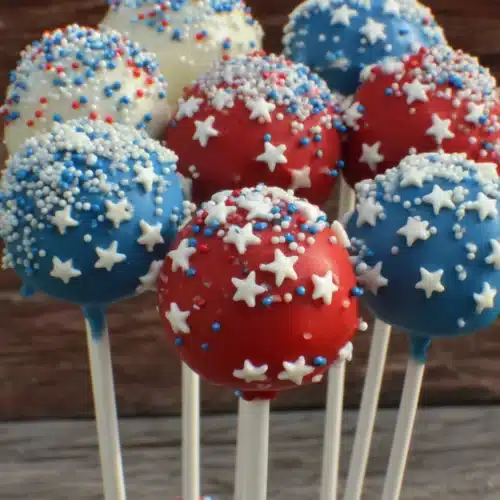 Patriotic Cakes: Deliciously Festive Treats for Your Celebrations 1 Red, white, and blue patriotic cake pops with star shapes and sprinkles